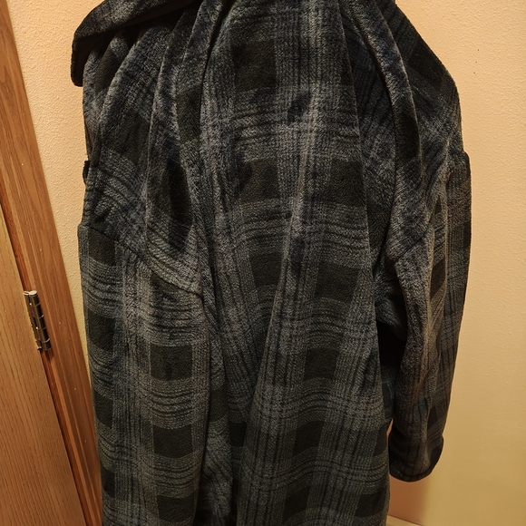 Torrid Plush Shacket - Picture 4 of 4